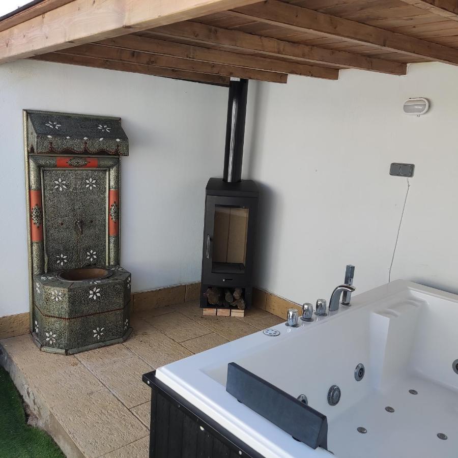 Villa casa blanca luxury spa con piscina privada y jacuzzi privado Chiclana de la Frontera Exterior foto